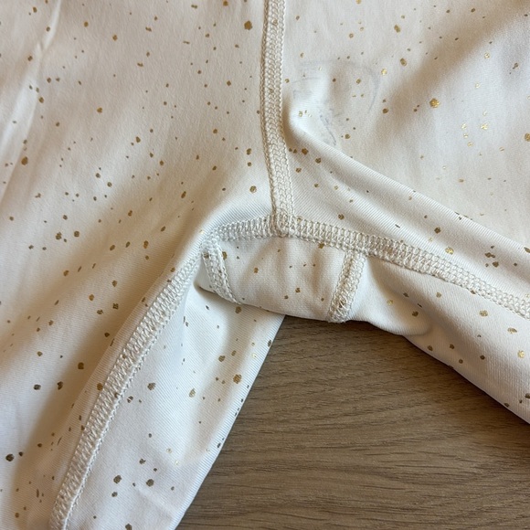 Beyond Yoga Sportflex Alloy Speckled White and Gold High Waisted Leggings 0056 - Picture 4 of 4